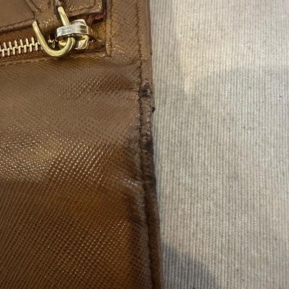 Prada Wallet - Picture 13 of 14